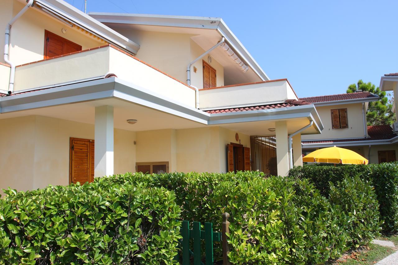 Loriana Apartment Bibione Bagian luar foto