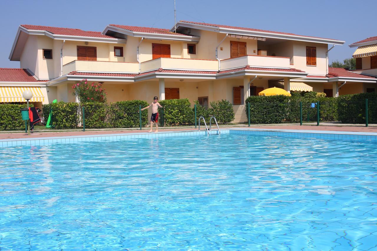 Loriana Apartment Bibione Bagian luar foto